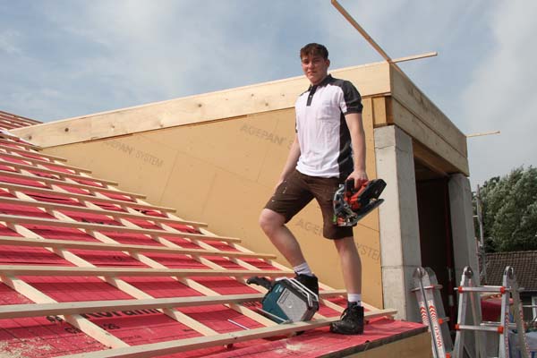Lasse Wirth, Ausbildung zum Zimmerer, 3. Lehrjahr